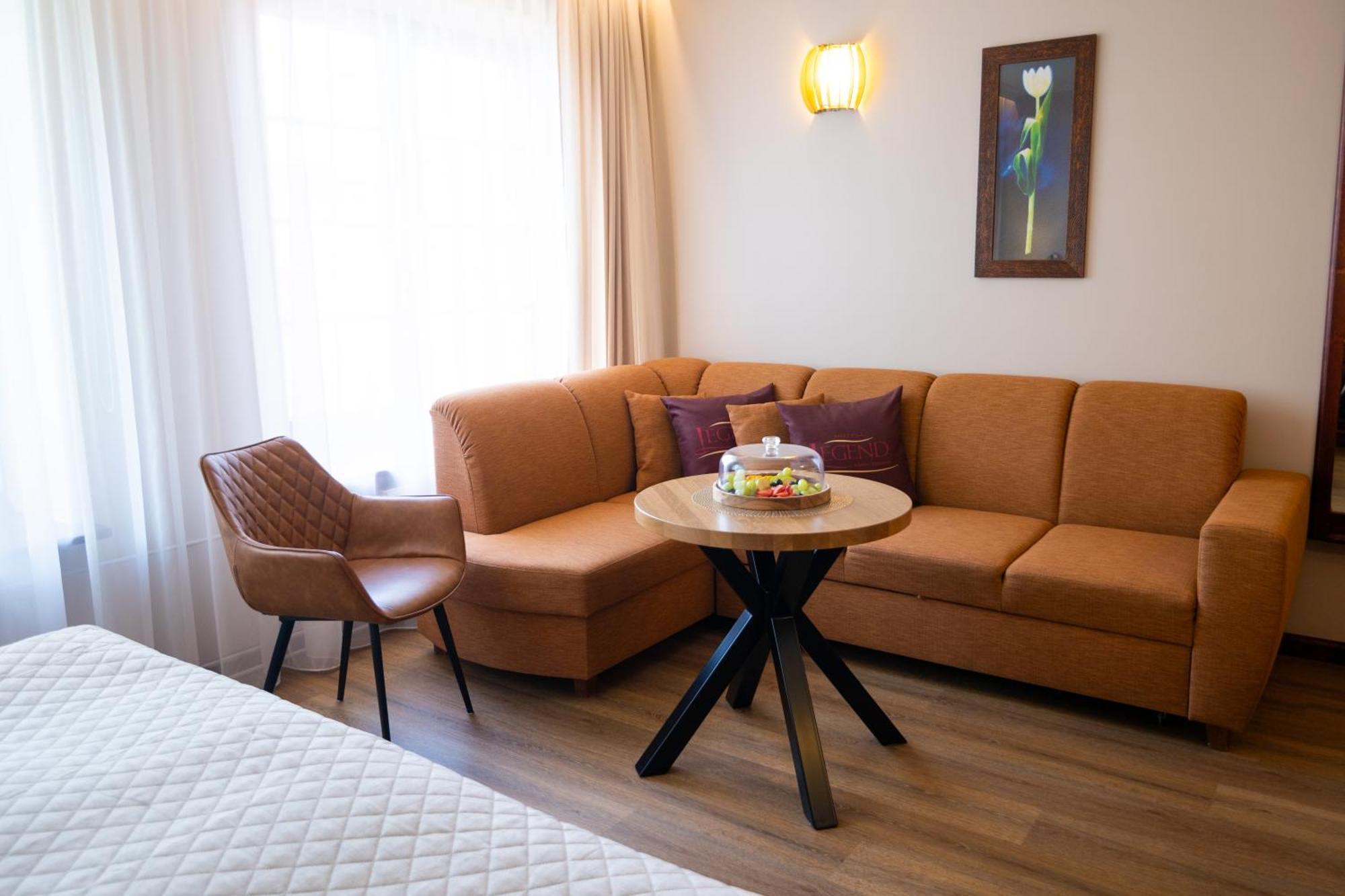 Hotel Legend Parnu Ngoại thất bức ảnh
